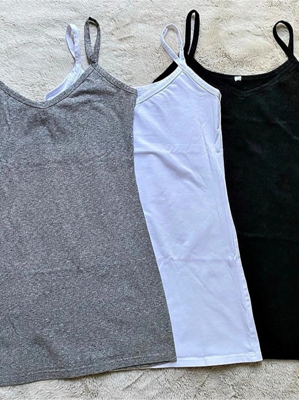 BKE Women's Tank Top 3-Pack Like New